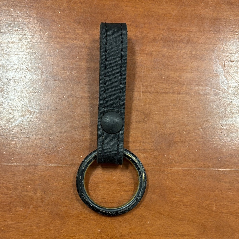 Black baton ring Holder - PR-24 button snap